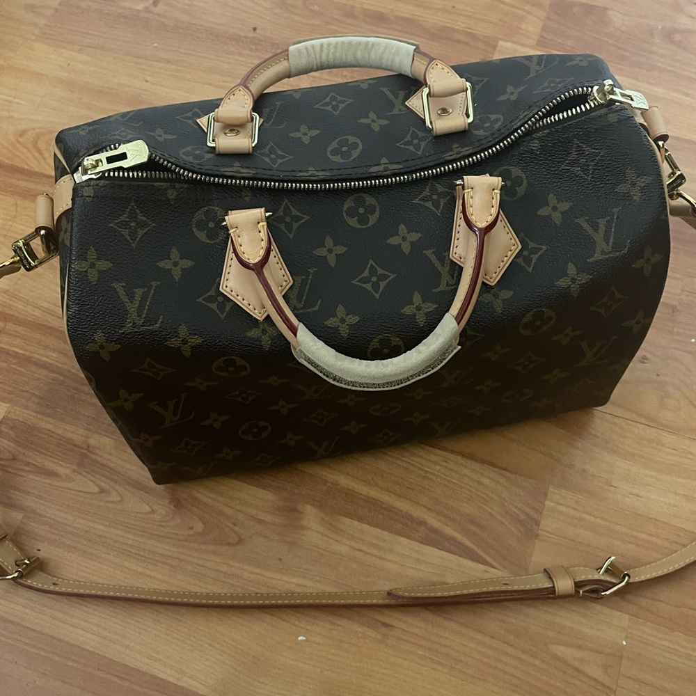 LV - Picture 6 of 11